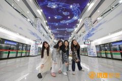 旋转楼梯、复古火车等景观随手一拍皆是大片