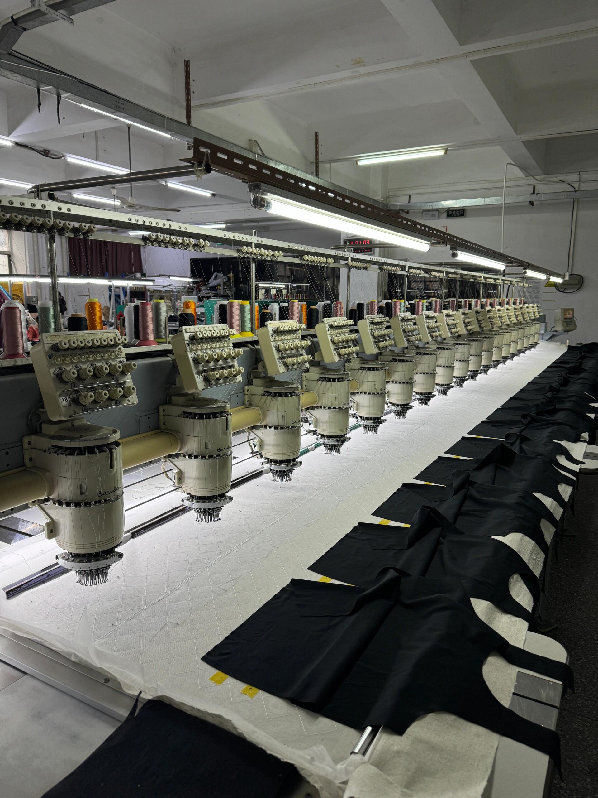 对应当前股价PE分别为79.3/61.6/45.2倍