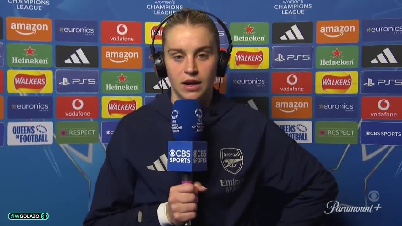 曼城联赛杯首球助教跌入场内 福登专注庆祝引发