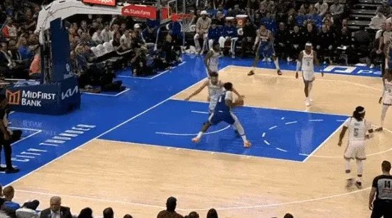 切特-霍姆格伦防守技巧惊艳全场 成最佳防守一阵