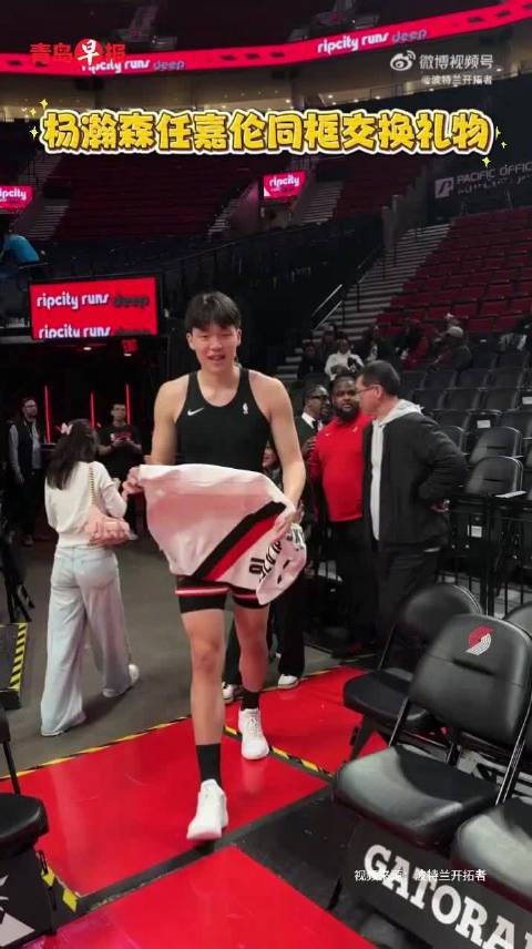 菲尔·杰克逊执教生涯第10次夺冠 超越奥尔巴赫独