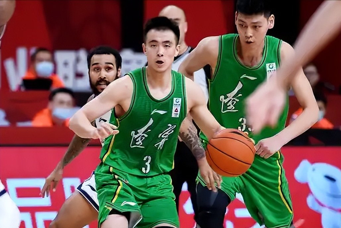 北汽换帅引援补强 贝利离队威廉姆斯加盟冲击季